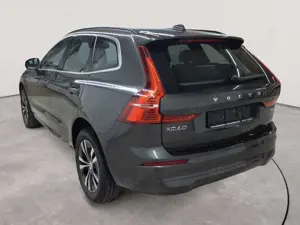 Volvo XC60 B4 D Geartronic Momentum Pro Bild 2