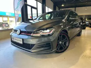 Volkswagen Golf VII Lim. GTI Performan*LED*ACC*VIRTUEL*2.HA