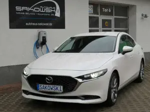 Mazda 3 FASTBACK EXCLUSIVE LINE AUT. NAVI BOSE HEAD UP 360