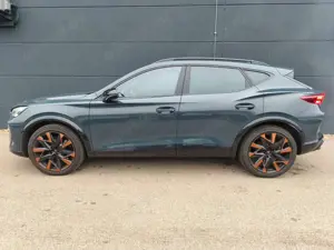 CUPRA Formentor 333 VZ AKRAPOVIC SKYLINE Sennheiser Bild 5