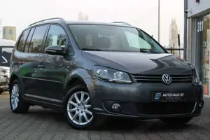 Volkswagen Touran 1.6 TDI/BMT/Automat/7Sitze/Navi/Allwetter