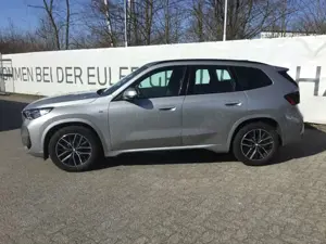 BMW X1 sDrive18i MSport Premiumpaket AD Navi LED El. Heck Bild 4