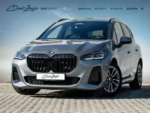 BMW 220 220i Active Tourer M-Sport AHK PANO KoZg adLED
