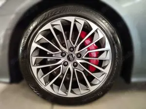Audi A6 TFSI e sport quattro MatrixLED AHK DAB Bild 4