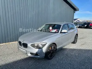 BMW 118 i ,Klimaautomatik, SHZ,ALU,PDC,Alu 18-Zoll Bild 2