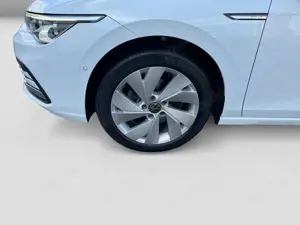 Volkswagen Golf VIII 1.5TSI Style Navi ACC LED Sitzh Climat Bild 5