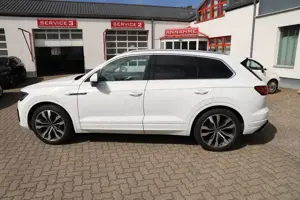 Volkswagen Touareg 231PS TDI R-Line - Innovision/Matrix/21"/360°/A... Bild 3