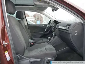 Volkswagen Tiguan 2.0 TDI DSG Elegance AHK Pano Kamera Sthz Bild 5