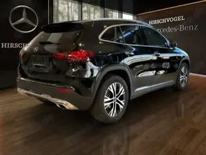 Mercedes-Benz GLA 200 Progressive Line+DISTRONIC+KEYLESS+360°K Bild 5