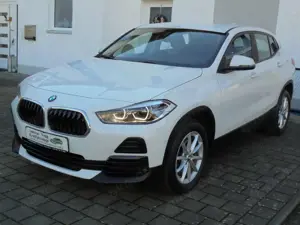 BMW X2 X2 sDrive18d Aut. Advantage AHK Navi LED Sitzheiz.