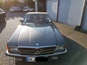 Mercedes-Benz 500 500SL W107046 Bild 2