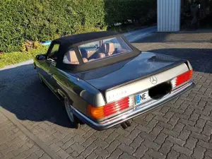 Mercedes-Benz 500 500SL W107046 Bild 4