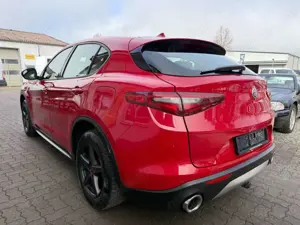 Alfa Romeo Stelvio Business  =AHK-Navi-SHZ-Abstands.Tempo Bild 5