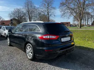 Ford Mondeo Turnier Titanium*Navi*AHK*Garantie* Bild 5