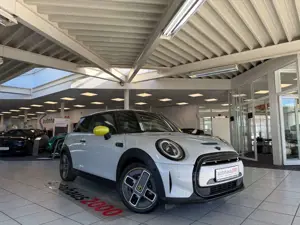 MINI Cooper SE Electric Trim LED/HUD/CAM/PANO/HK