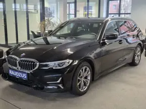 BMW 320 320d Touring xDrive Aut. Luxury Line