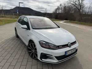 Volkswagen Golf GTI Golf GTI (BlueMotion Technology)