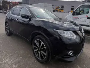 Nissan X-Trail Tekna 4x4 7 sitzer Bild 2