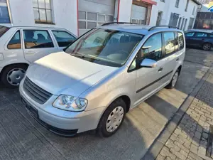 Volkswagen Touran Bild 2