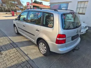 Volkswagen Touran Bild 3