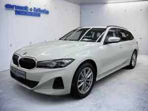 BMW 320 320d Touring xDrive Aut. NAVI SHZ PDC LED