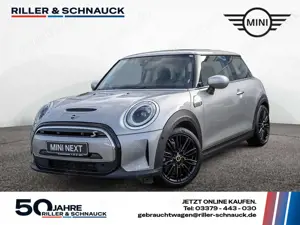 MINI Cooper SE Classic Trim PANO+HUD+NAVI+H/K+KEYL