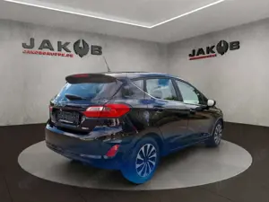 Ford Fiesta +Titanium Ecoboost+WINTERPAKET+125PS+TOP Bild 5