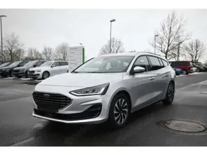 Ford Focus Turnier 1.5 Titanium AHK Navi LED ACC SHz