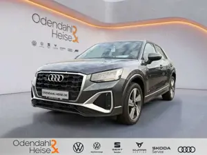 Audi Q2 S line 40 TFSI quattro S tronic AHK/ KAMERA/ NA