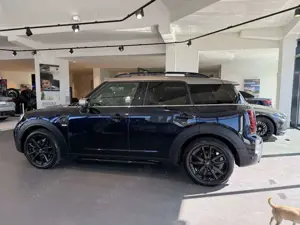 MINI Cooper S Trim All4 Countryman Black Pepper DAB Bild 3