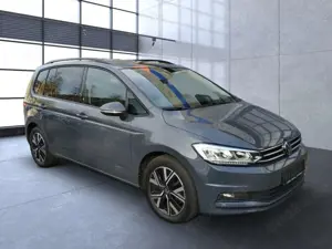 Volkswagen Touran Comfortline*Pano*AHK*Massage*Standheiz.