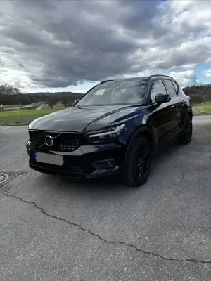 Volvo XC40 R Design 2WD