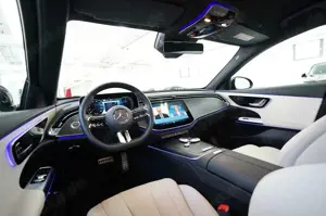 Mercedes-Benz E 300 E 300 e/Hybird  ! AMG LINE + NIGHT PAKET!