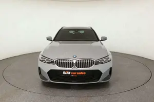 BMW 320 i M Sport Pano|ACC|HUD|PAs+360°|LED|SHZG|AHK 360° Bild 2