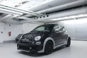 Abarth 695 70th anniversario Limited Edition Sabelt Bild 2