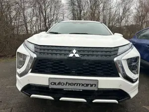 Mitsubishi Eclipse Cross Select Hybrid 4WD Bild 2