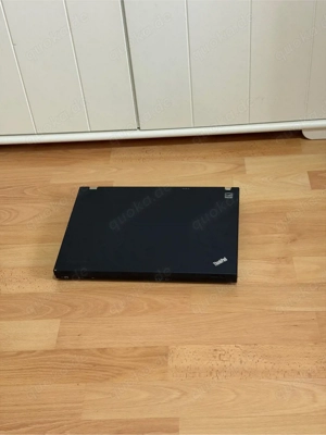 Lenovo ThinkPad T400   4GB RAM, 100GB HDD, Ubuntu (Display defekt)