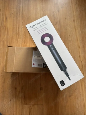 Dyson Supersonic HD07 Neu