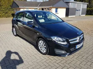 Mercedes-Benz B 180 Style  Automatik  Navi SHZ  LED