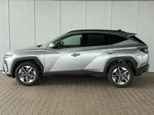 Hyundai TUCSON E-Motion 1.6 T-GDi HEV 2WD / LED / ACC / 2-Zonen K