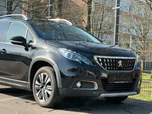 Peugeot 2008 Allure 1.5 BlueHDi 100 Leder Navi AHK
