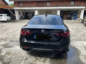 Alfa Romeo Giulia Bild 2