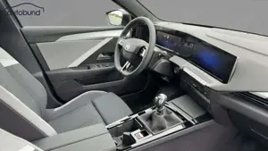 Opel Astra L SportsTourer 1,2 Turbo Edition Alu KA LED Link L Bild 5