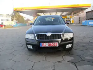Skoda Octavia Lim.  1.9 TDI Ambiente TÜV NEU Bild 2
