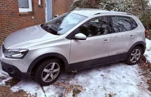 Volkswagen Polo Cross Polo 1.2 TSI Cross Polo STEUERKETTE NEU!!