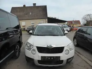 Skoda Yeti Active Klima,neue AHK,Service+TÜV neu,1.Hd.