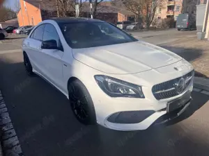 Mercedes-Benz CLA 220 /AMG Line/Pano/Navi/SHZ/ACC/Leder/Kamera Bild 2