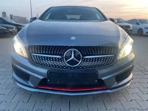 Mercedes-Benz A 250 AMG/ Sport| PANO|NAVI| LED/ SERVICE NEU Bild 3