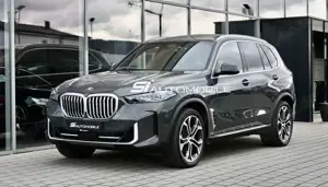 BMW X5 xDr30d *UVP 125.440€*MASSAGE*LUFT*STHZG*TRITTBR