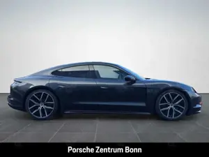 Porsche Taycan 4 Black Edition HA-Lenkung InnoDrive BOSE Bild 4